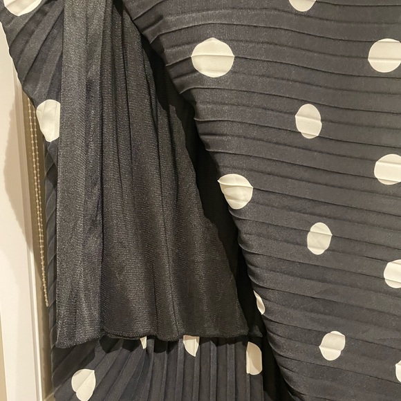 Polka dots skirt black & white size M - Picture 3 of 3